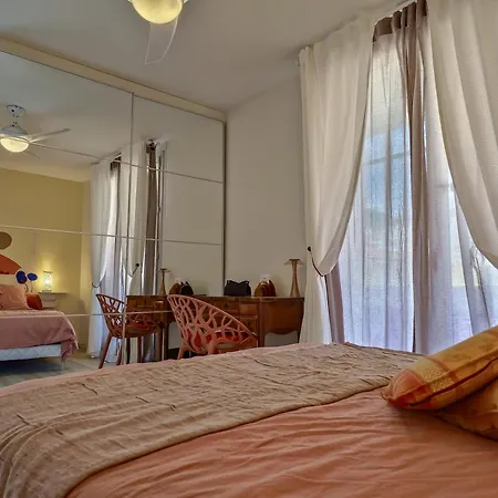 L'heure Sud T3 T3 Clim Avec Garage Au Centre-ville *