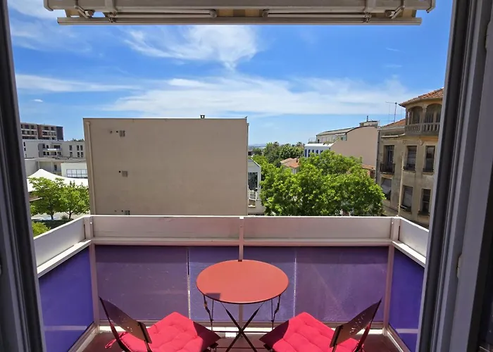 L'heure Sud T3 T3 Clim Avec Garage Au Centre-ville Hyères