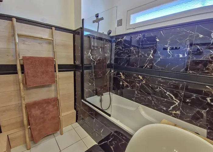 L'heure Sud T3 T3 Clim Avec Garage Au Centre-ville Lejlighed *